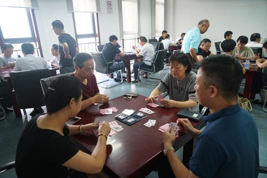 上海市社區<a href=http://www.cnzcn.net.cn target=_blank class=infotextkey>健身</a>俱樂部