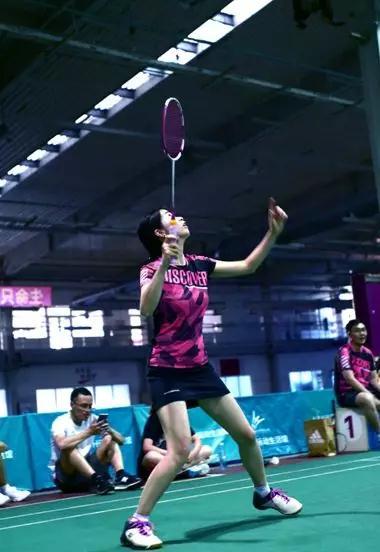 上海市社區<a href=http://www.cnzcn.net.cn target=_blank class=infotextkey>健身</a>俱樂部