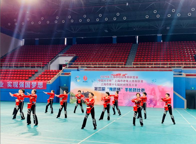 上海市社區(qū)<a href=http://www.cnzcn.net.cn target=_blank class=infotextkey>健身</a>俱樂(lè)部 上海市社區(qū)<a href=http://www.cnzcn.net.cn target=_blank class=infotextkey>健身</a>俱樂(lè)部