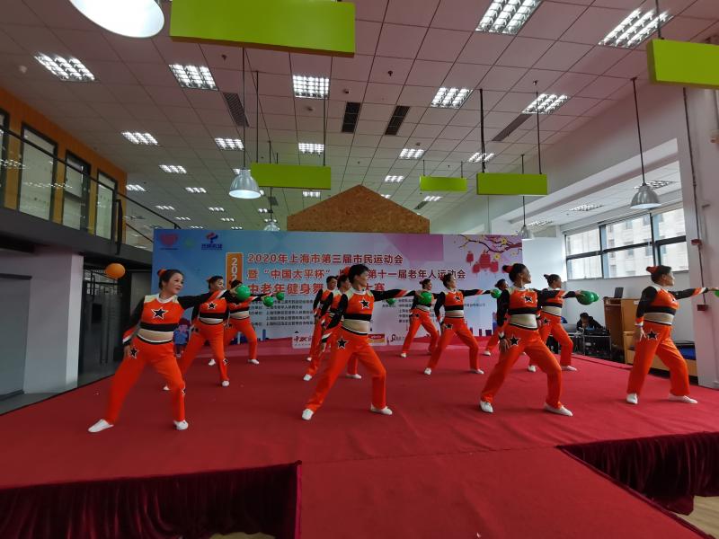 上海市社區(qū)<a href=http://www.cnzcn.net.cn target=_blank class=infotextkey>健身</a>俱樂部