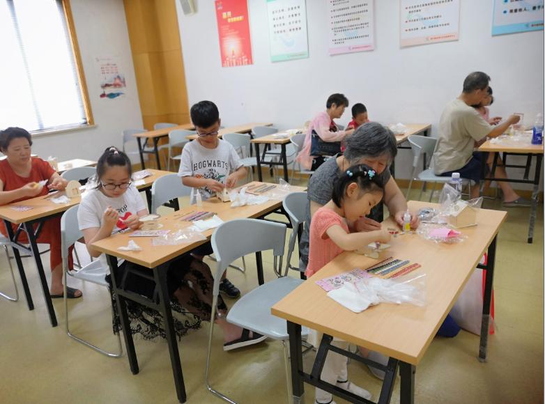 上海市社區(qū)<a href=http://www.cnzcn.net.cn target=_blank class=infotextkey>健身</a>俱樂(lè)部 上海市社區(qū)<a href=http://www.cnzcn.net.cn target=_blank class=infotextkey>健身</a>俱樂(lè)部