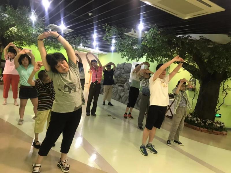 上海市社區<a href=http://www.cnzcn.net.cn target=_blank class=infotextkey>健身</a>俱樂部