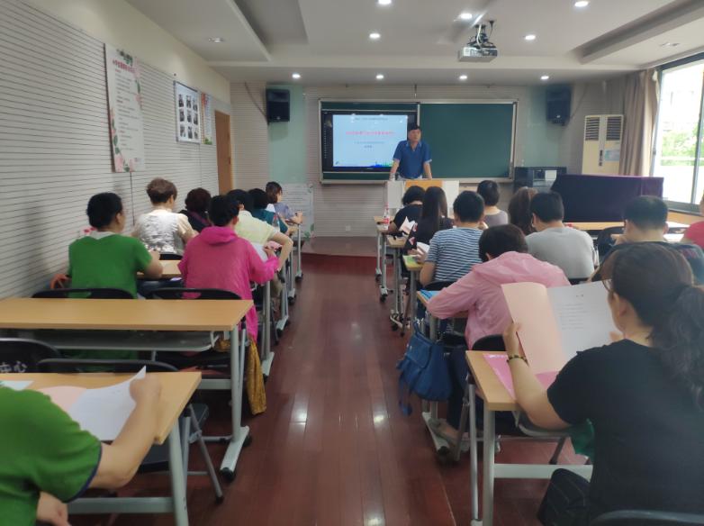 上海市社區<a href=http://www.cnzcn.net.cn target=_blank class=infotextkey>健身</a>俱樂部