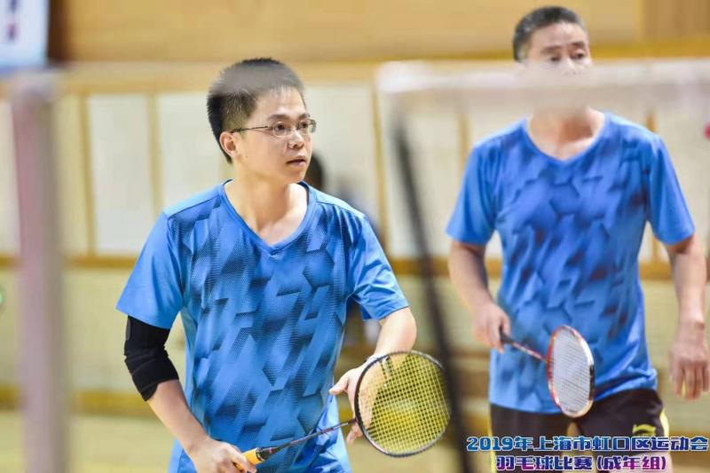 上海市社區<a href=http://www.cnzcn.net.cn target=_blank class=infotextkey>健身</a>俱樂部