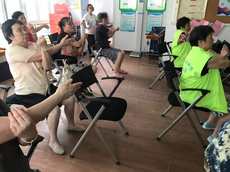 上海市社區<a href=http://www.cnzcn.net.cn target=_blank class=infotextkey>健身</a>俱樂部