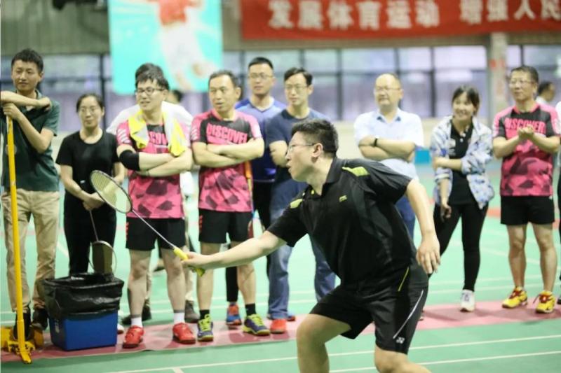 上海市社區<a href=http://www.cnzcn.net.cn target=_blank class=infotextkey>健身</a>俱樂部