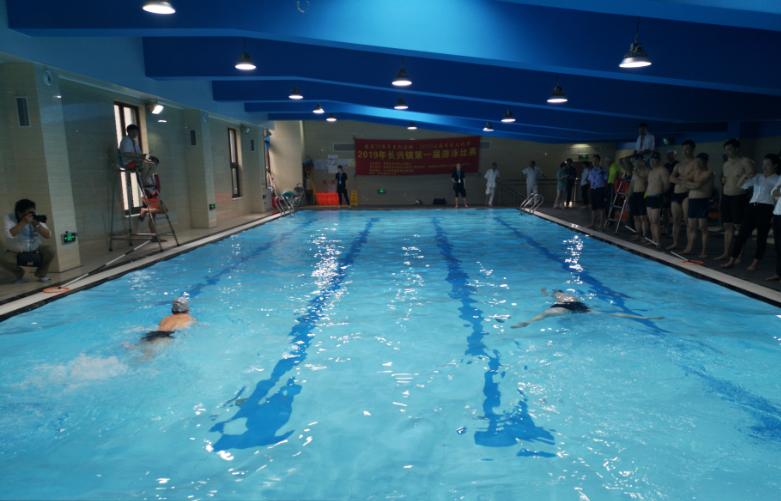 上海市社區<a href=http://www.cnzcn.net.cn target=_blank class=infotextkey>健身</a>俱樂部