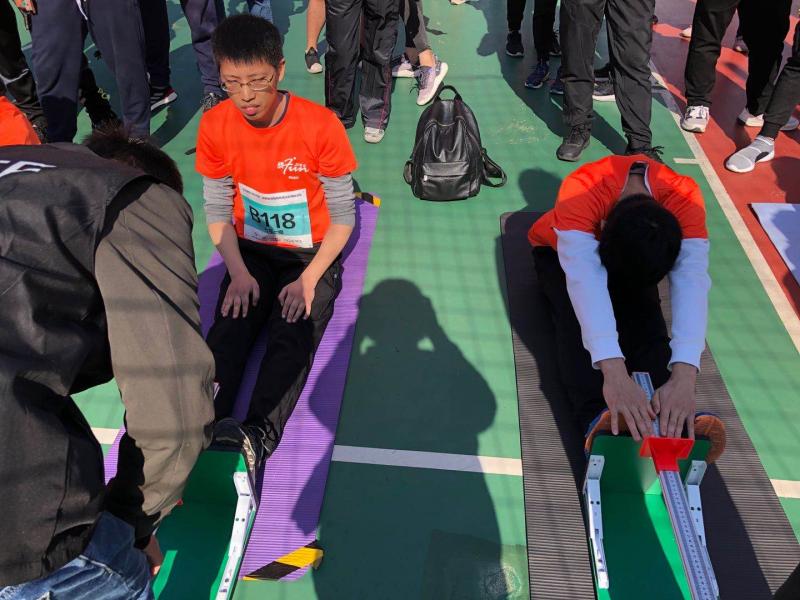 上海市社區(qū)<a href=http://www.cnzcn.net.cn target=_blank class=infotextkey>健身</a>俱樂(lè)部