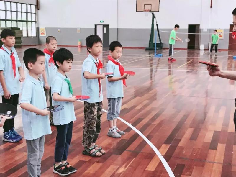 上海市社區(qū)<a href=http://www.cnzcn.net.cn target=_blank class=infotextkey>健身</a>俱樂部