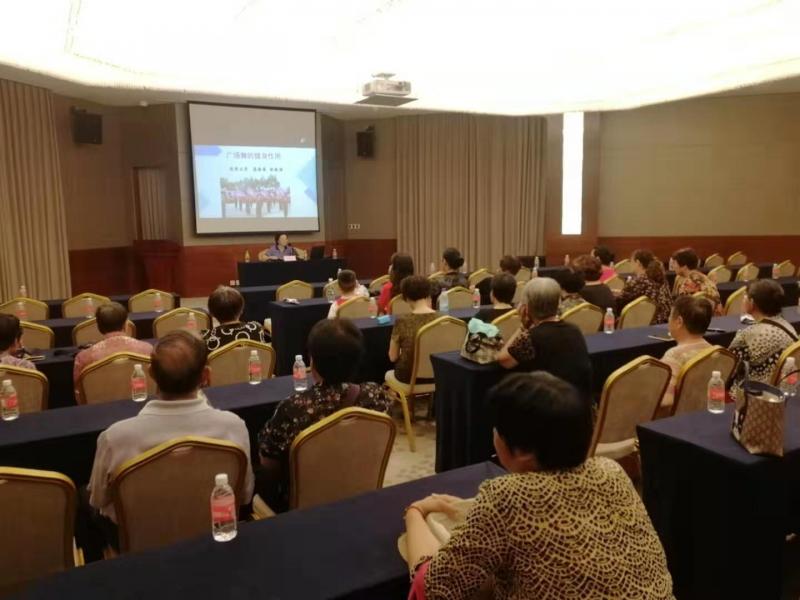 上海市社區(qū)<a href=http://www.cnzcn.net.cn target=_blank class=infotextkey>健身</a>俱樂部 上海市社區(qū)<a href=http://www.cnzcn.net.cn target=_blank class=infotextkey>健身</a>俱樂部