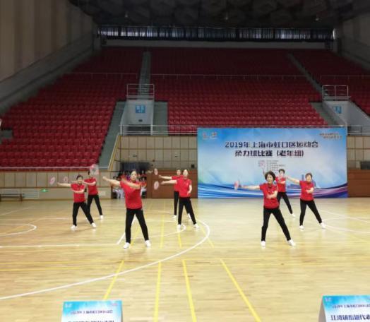 上海市社區<a href=http://www.cnzcn.net.cn target=_blank class=infotextkey>健身</a>俱樂部