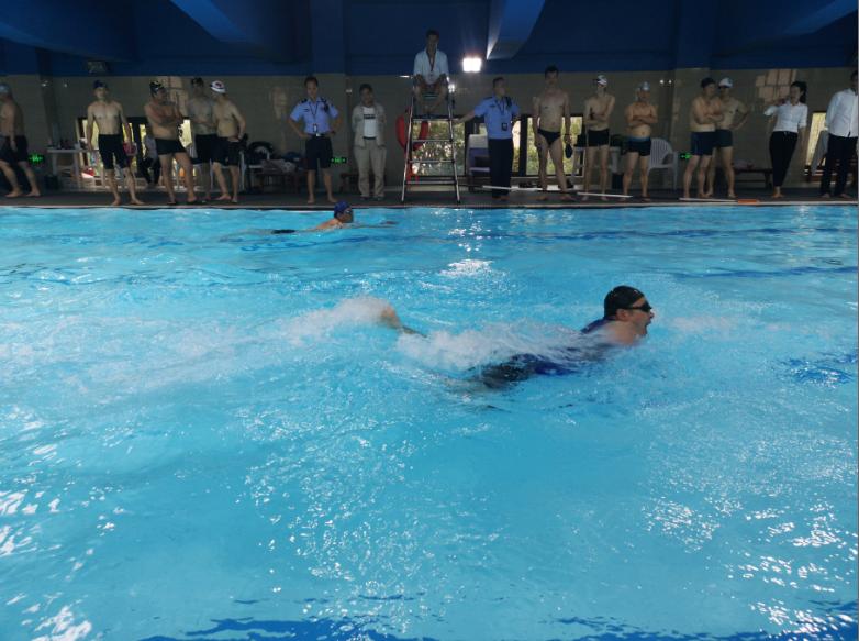 上海市社區<a href=http://www.cnzcn.net.cn target=_blank class=infotextkey>健身</a>俱樂部