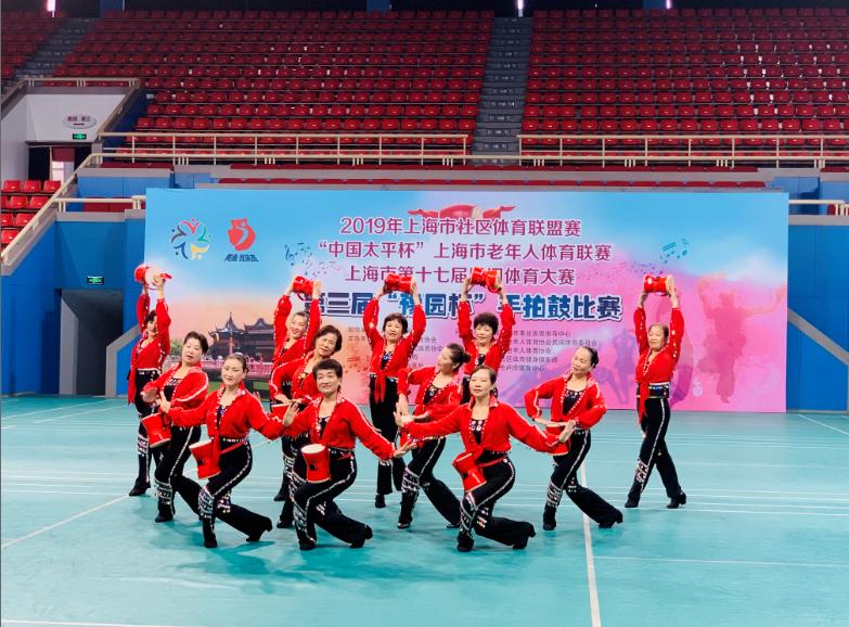 上海市社區(qū)<a href=http://www.cnzcn.net.cn target=_blank class=infotextkey>健身</a>俱樂(lè)部 上海市社區(qū)<a href=http://www.cnzcn.net.cn target=_blank class=infotextkey>健身</a>俱樂(lè)部