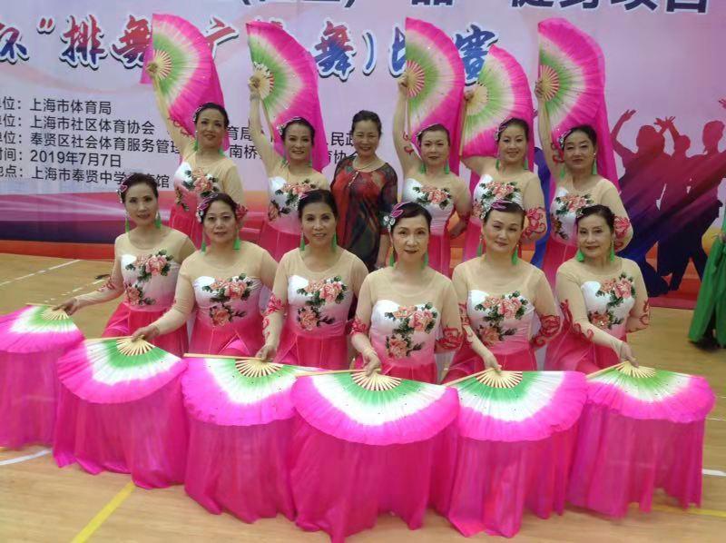 上海市社區(qū)<a href=http://www.cnzcn.net.cn target=_blank class=infotextkey>健身</a>俱樂部