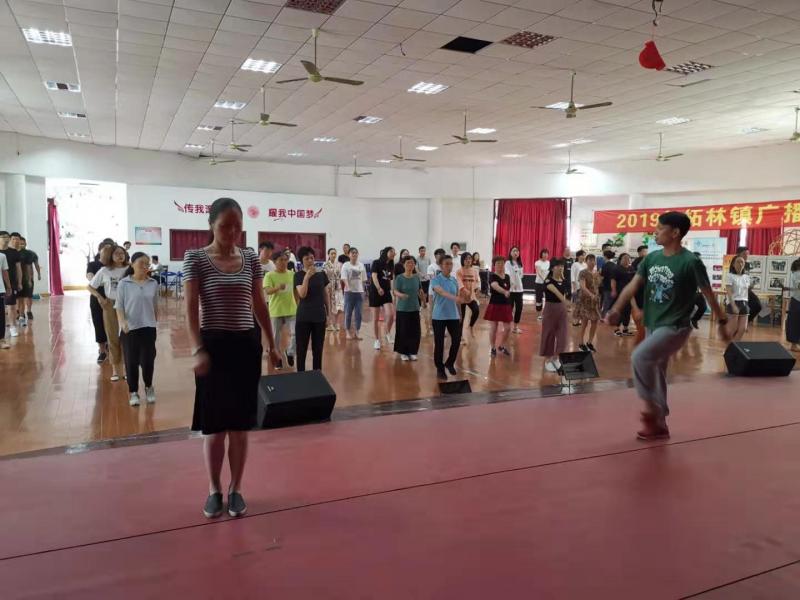 上海市社區<a href=http://www.cnzcn.net.cn target=_blank class=infotextkey>健身</a>俱樂部 上海市社區<a href=http://www.cnzcn.net.cn target=_blank class=infotextkey>健身</a>俱樂部