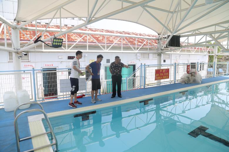 上海市社區(qū)<a href=http://www.cnzcn.net.cn target=_blank class=infotextkey>健身</a>俱樂部