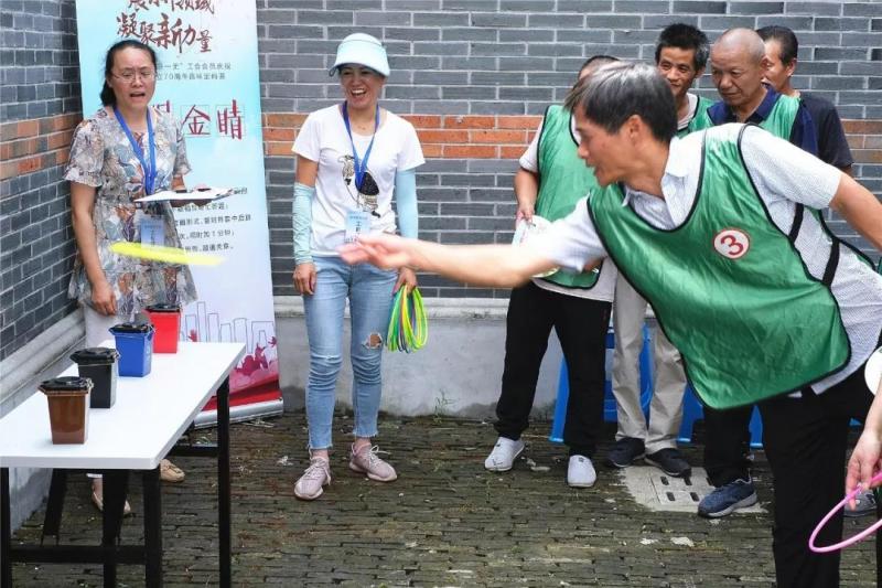 上海市社區<a href=http://www.cnzcn.net.cn target=_blank class=infotextkey>健身</a>俱樂部 上海市社區<a href=http://www.cnzcn.net.cn target=_blank class=infotextkey>健身</a>俱樂部