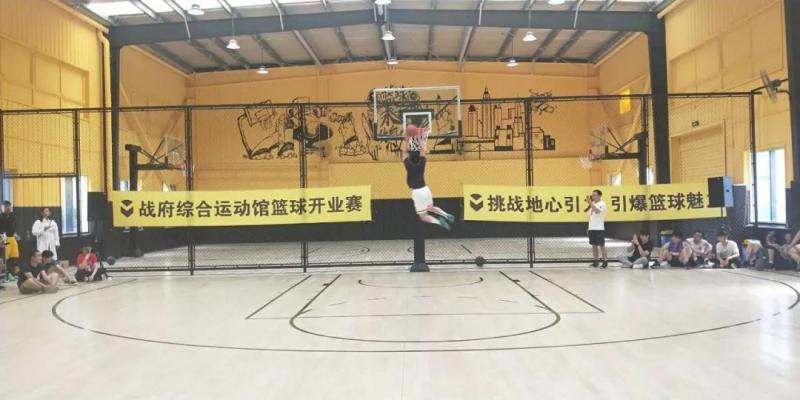 上海市社區<a href=http://www.cnzcn.net.cn target=_blank class=infotextkey>健身</a>俱樂部