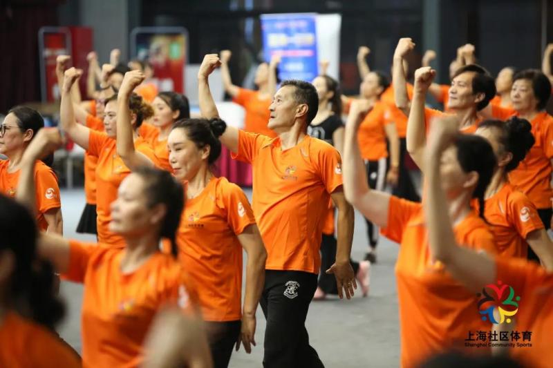 上海市社區<a href=http://www.cnzcn.net.cn target=_blank class=infotextkey>健身</a>俱樂部