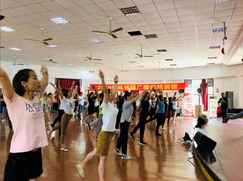 上海市社區<a href=http://www.cnzcn.net.cn target=_blank class=infotextkey>健身</a>俱樂部 上海市社區<a href=http://www.cnzcn.net.cn target=_blank class=infotextkey>健身</a>俱樂部