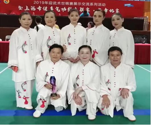 上海市社區(qū)<a href=http://www.cnzcn.net.cn target=_blank class=infotextkey>健身</a>俱樂部