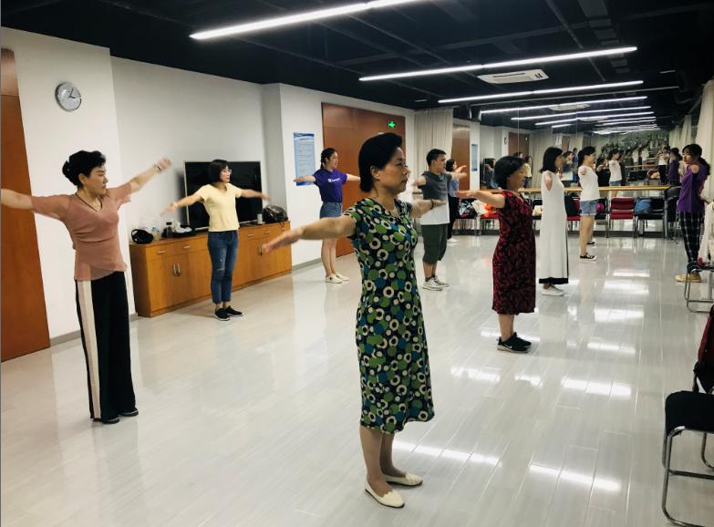 上海市社區<a href=http://www.cnzcn.net.cn target=_blank class=infotextkey>健身</a>俱樂部 上海市社區<a href=http://www.cnzcn.net.cn target=_blank class=infotextkey>健身</a>俱樂部