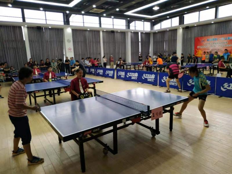 上海市社區<a href=http://www.cnzcn.net.cn target=_blank class=infotextkey>健身</a>俱樂部