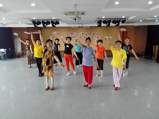 上海市社區<a href=http://www.cnzcn.net.cn target=_blank class=infotextkey>健身</a>俱樂部 上海市社區<a href=http://www.cnzcn.net.cn target=_blank class=infotextkey>健身</a>俱樂部