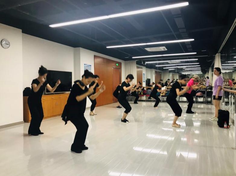 上海市社區<a href=http://www.cnzcn.net.cn target=_blank class=infotextkey>健身</a>俱樂部 上海市社區<a href=http://www.cnzcn.net.cn target=_blank class=infotextkey>健身</a>俱樂部