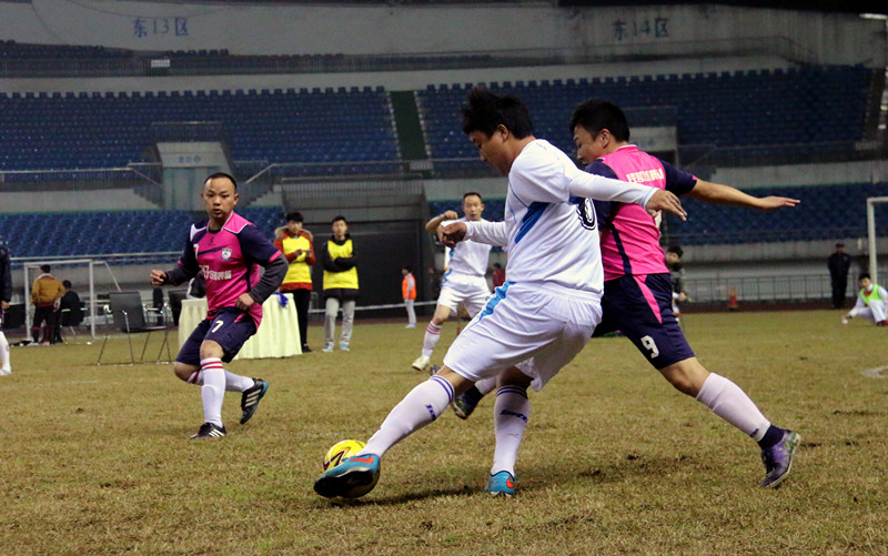 <a href=http://www.cnzcn.net.cn target=_blank class=infotextkey>健身</a>場館 <a href=http://www.cnzcn.net.cn target=_blank class=infotextkey>健身</a>場館