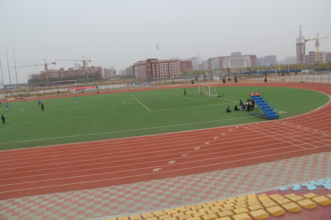 北京交通大學黃驊分校4*4<a href=http://www.cnzcn.net.cn target=_blank class=infotextkey>塑膠跑道</a>工程實例