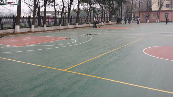 <a href=http://www.cnzcn.net.cn target=_blank class=infotextkey>硅PU</a>籃球場