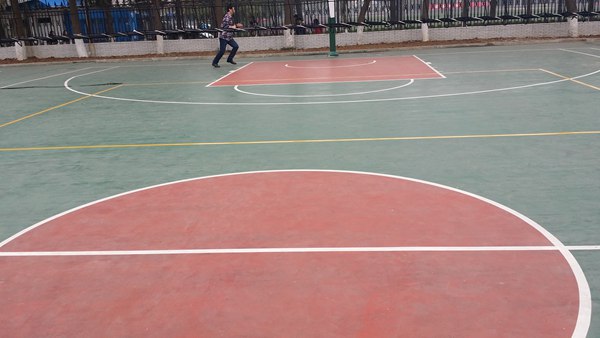 <a href=http://www.cnzcn.net.cn target=_blank class=infotextkey>硅PU</a>籃球場