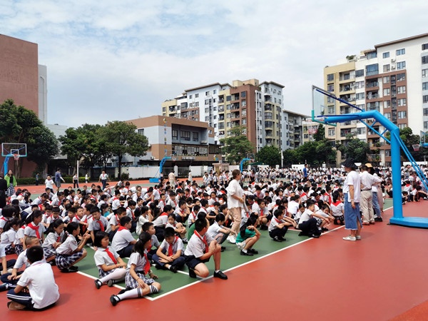 消防疏散常演練，安全意識(shí)記心間