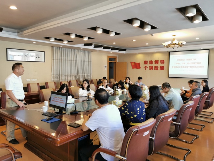 “新強師工程”廣東省“三區”中小學骨干教師到市欖中跟崗學習