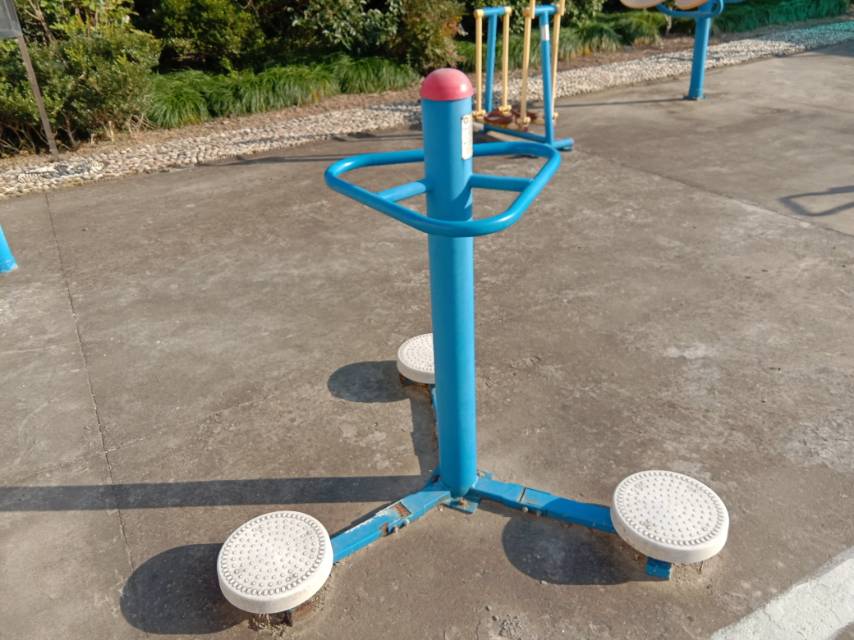 扭腰器