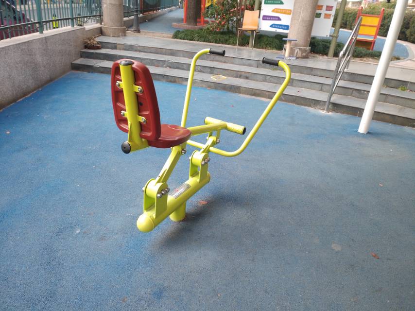 劃船器