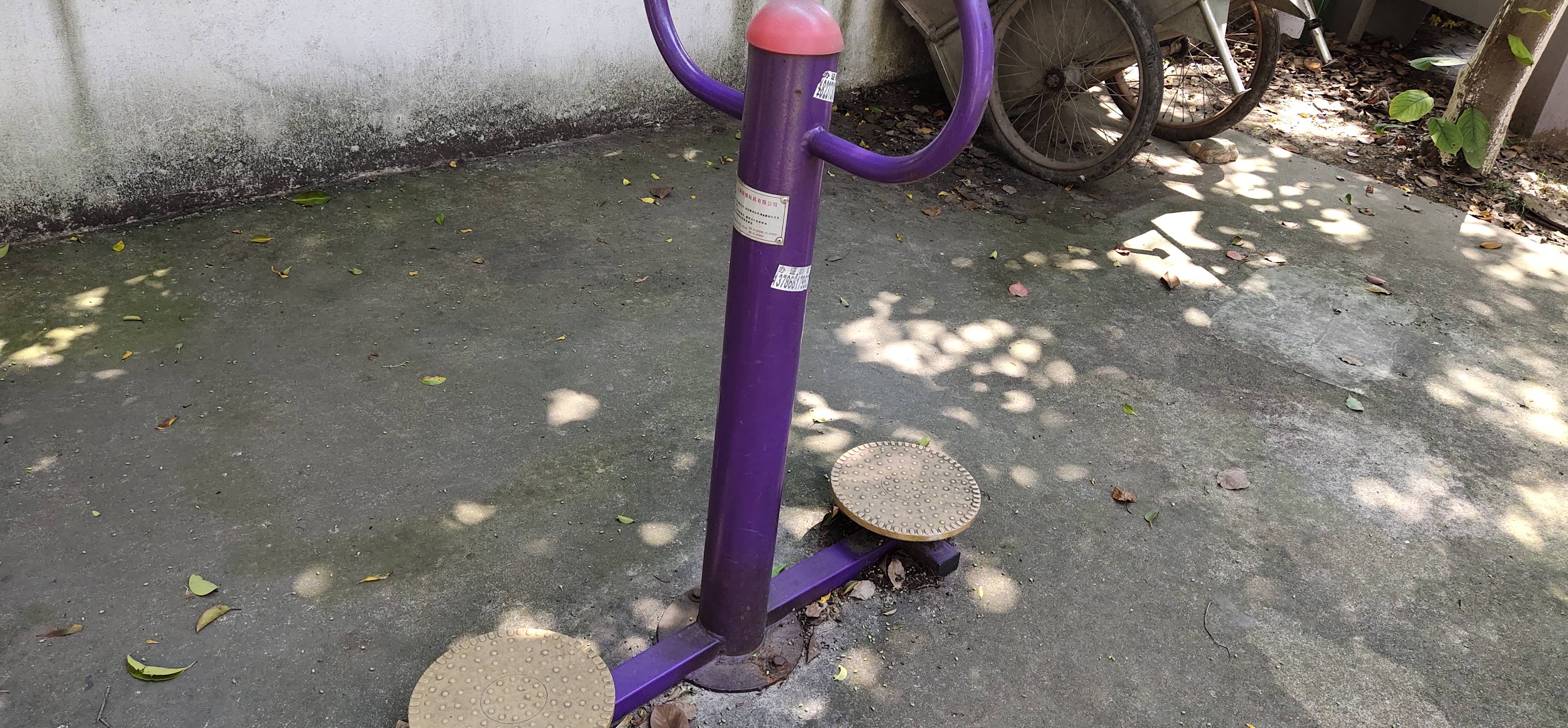 扭腰器