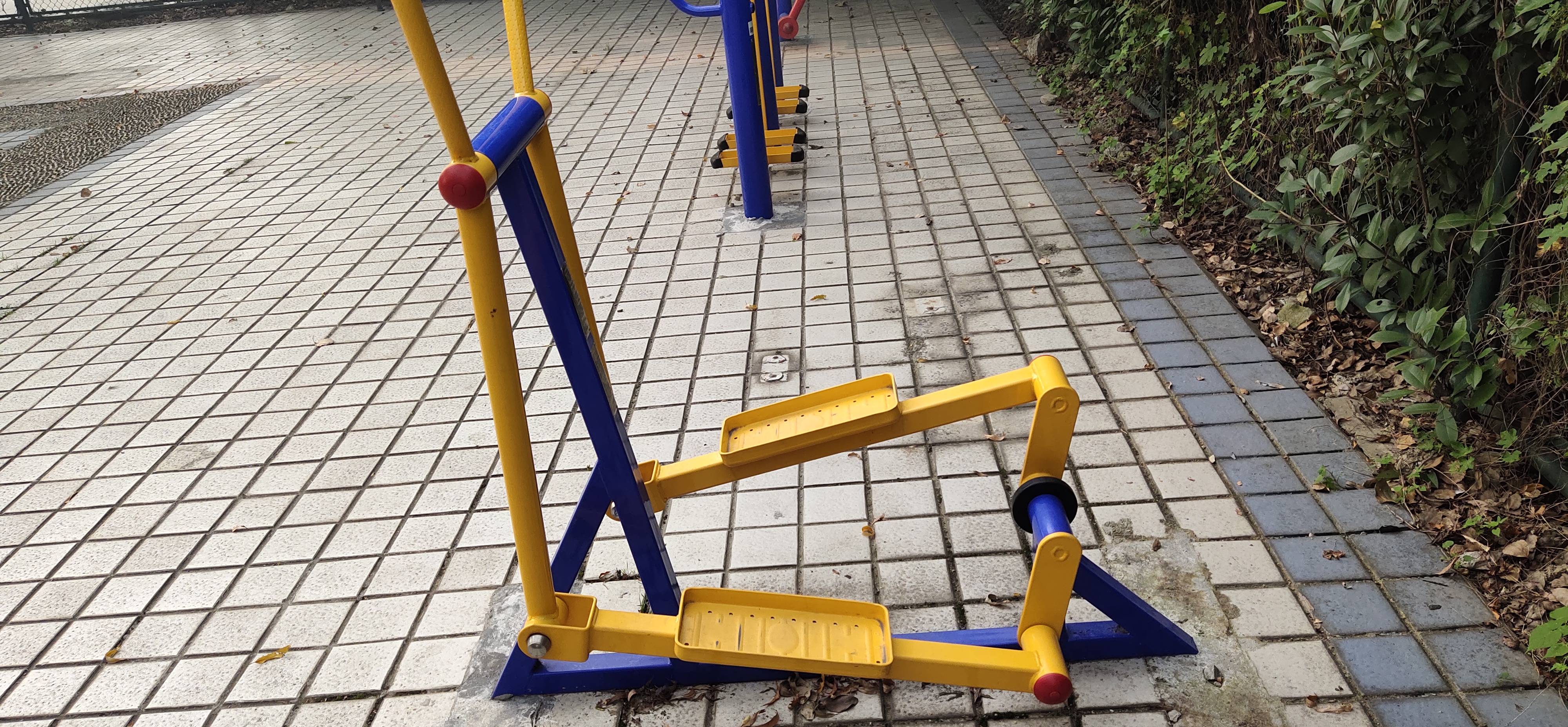 室外橢圓機