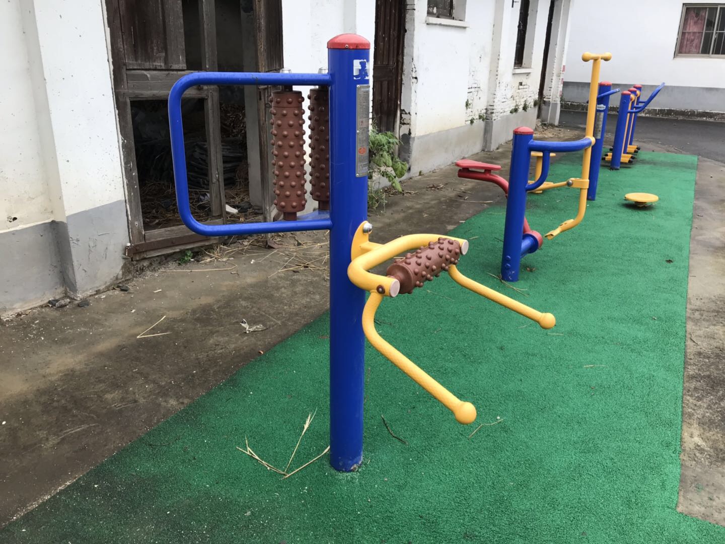 腰背按摩器