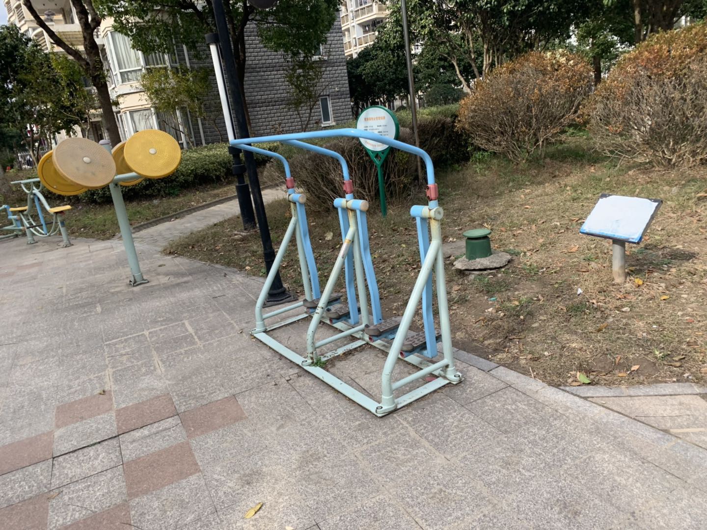 太空漫步器
