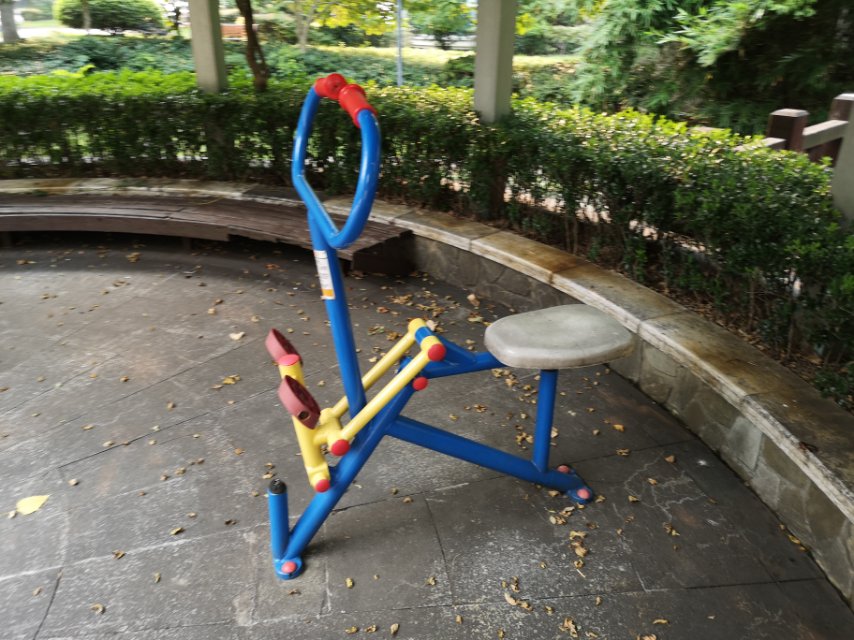 腰力鍛煉器