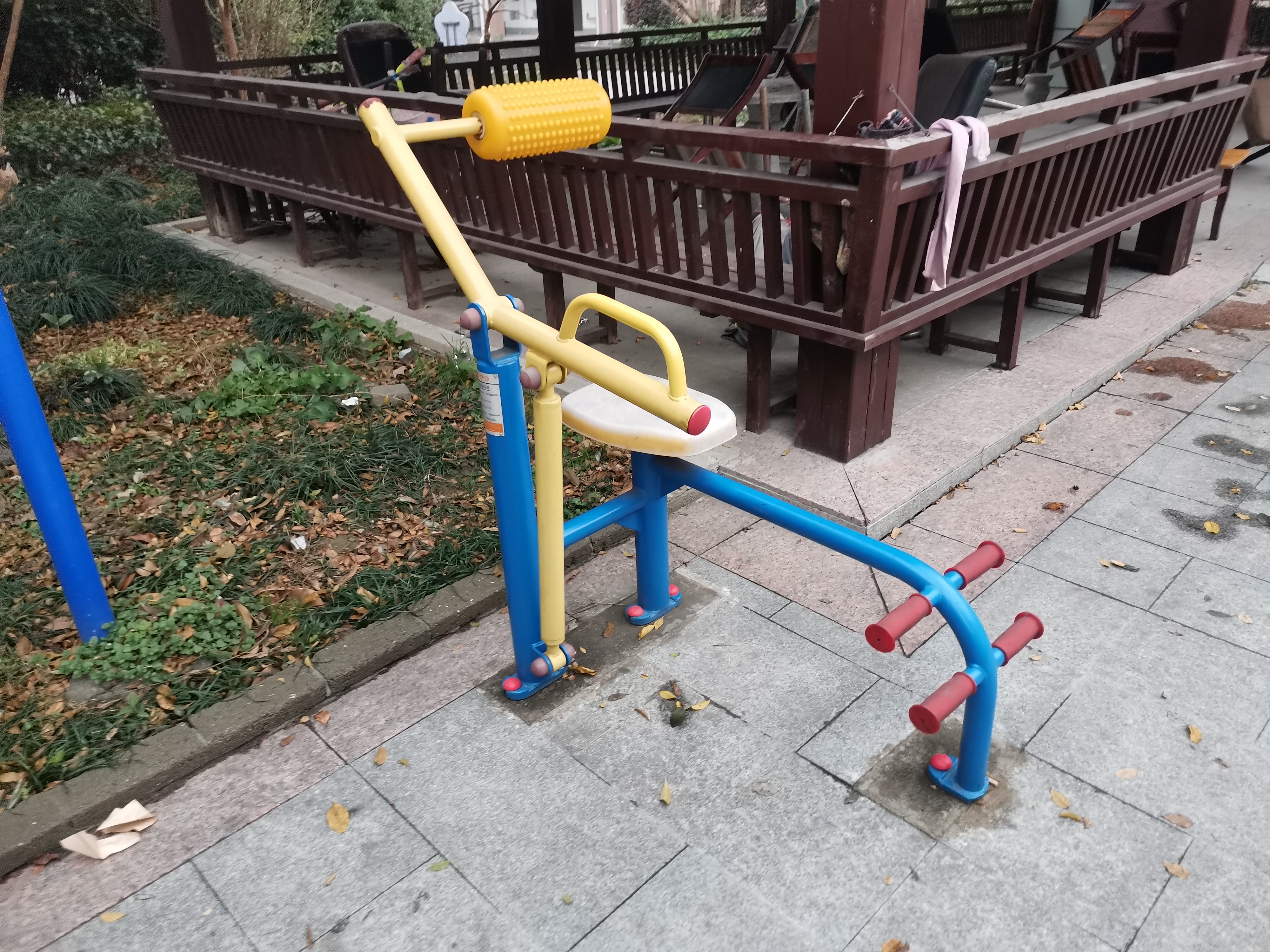 腰背按摩器