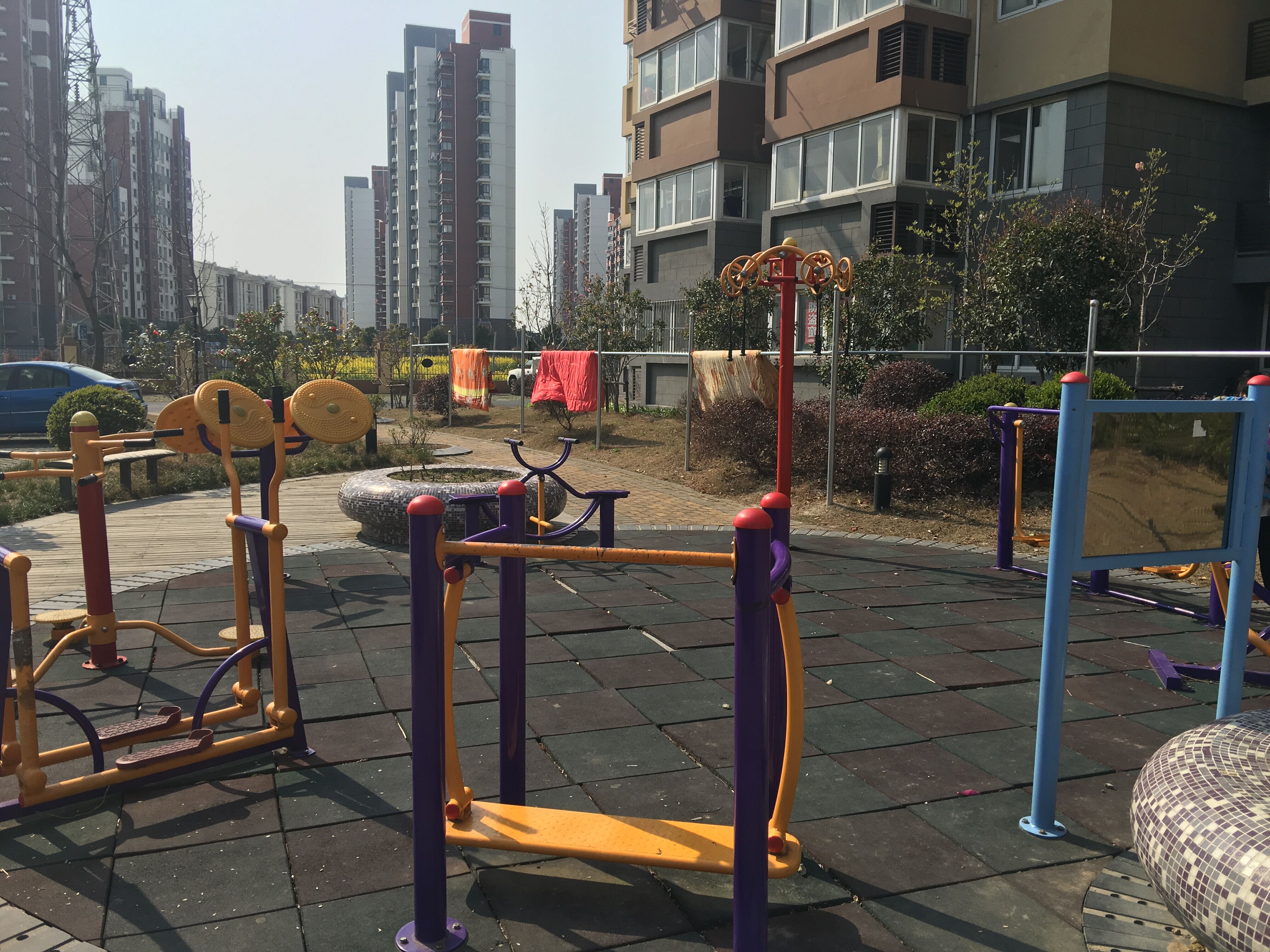 西區東茗苑健身苑點