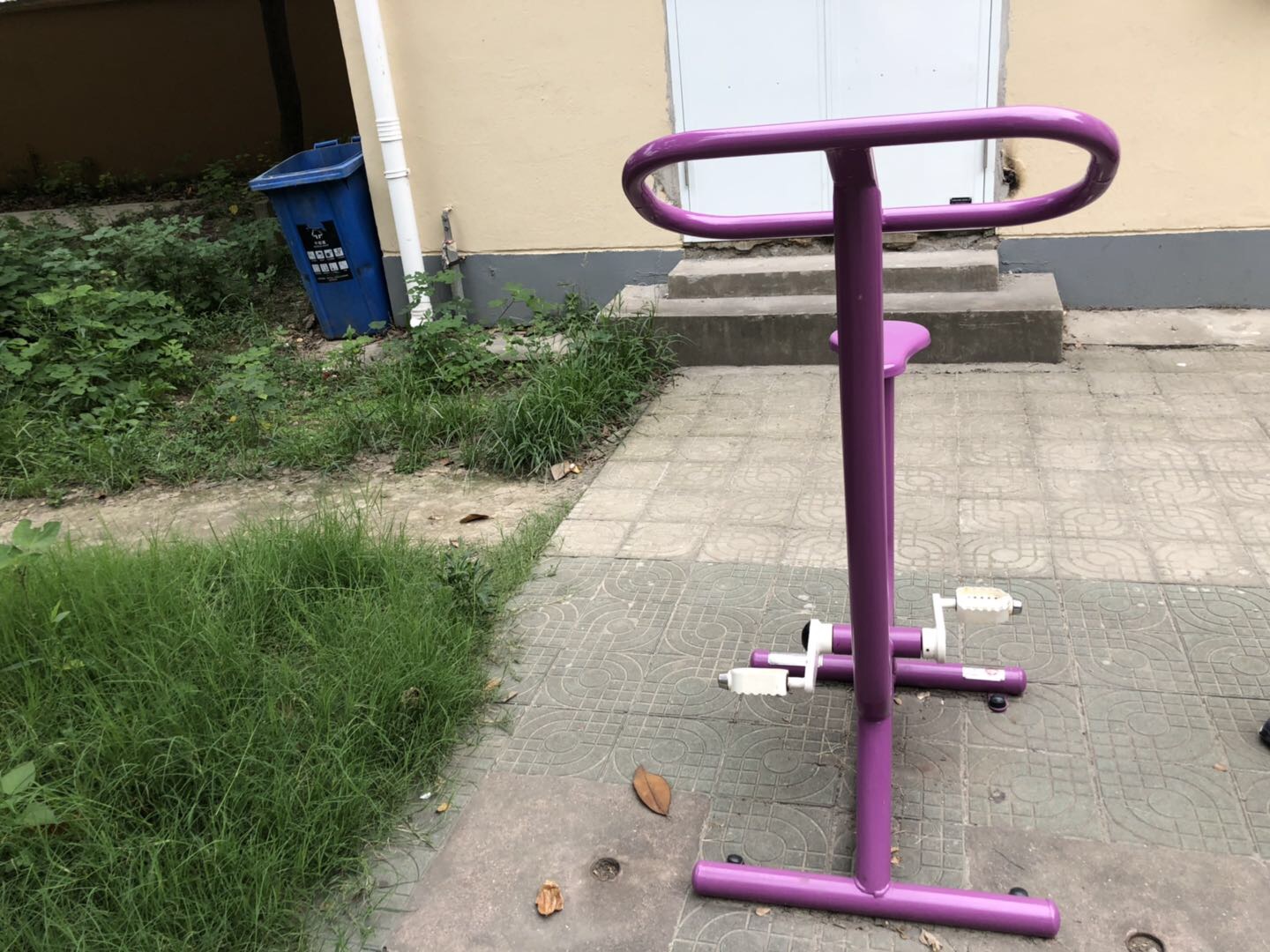 直立健身車(chē)