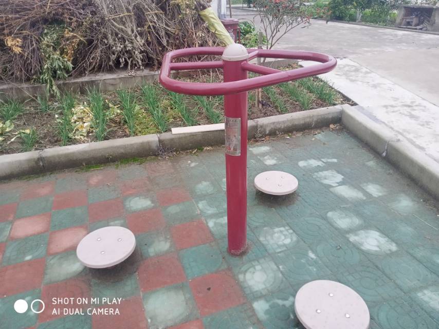 扭腰器