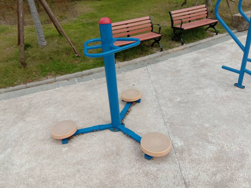 扭腰器