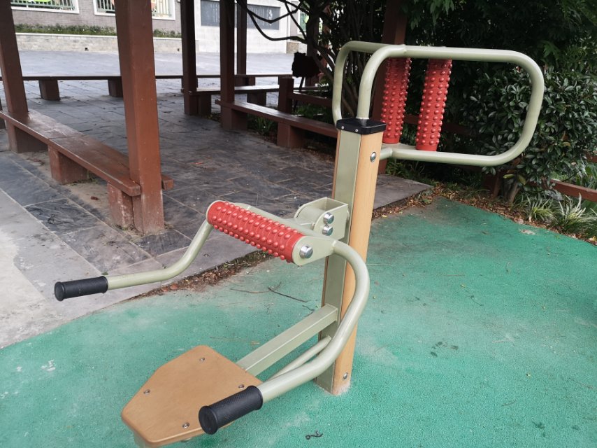 腰背按摩器