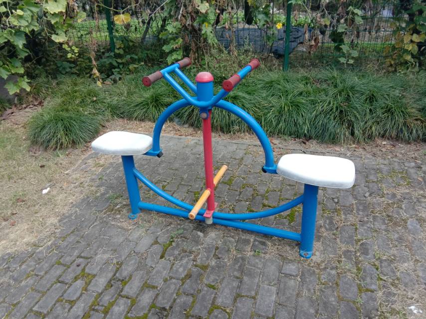 下肢鍛煉器
