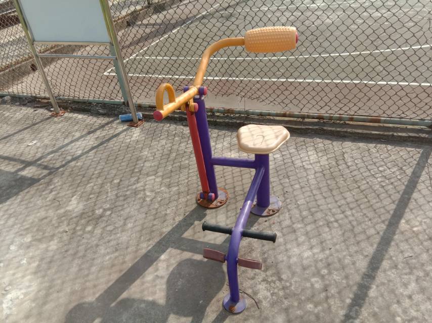 腹背訓練器